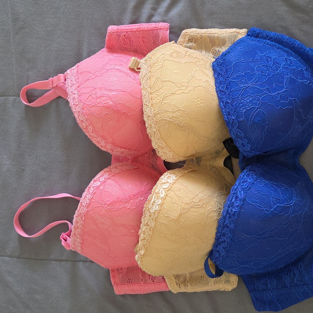 Lace Underwire Bra Set - Pink, Cream, Blue
